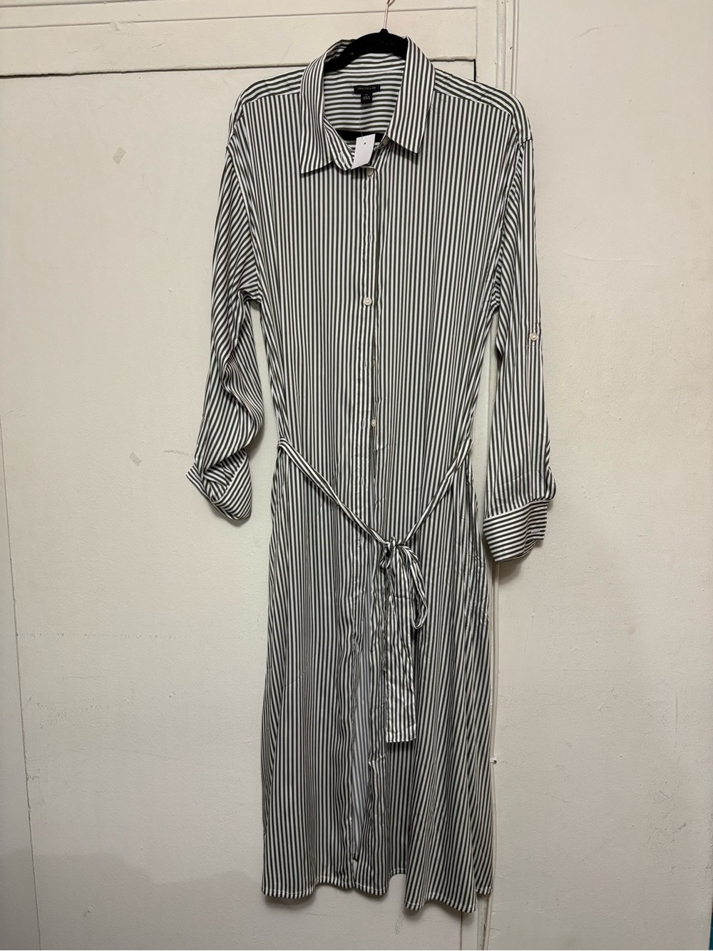 Ann Taylor Striped Midi Dress in Grey & White Size Large NWT